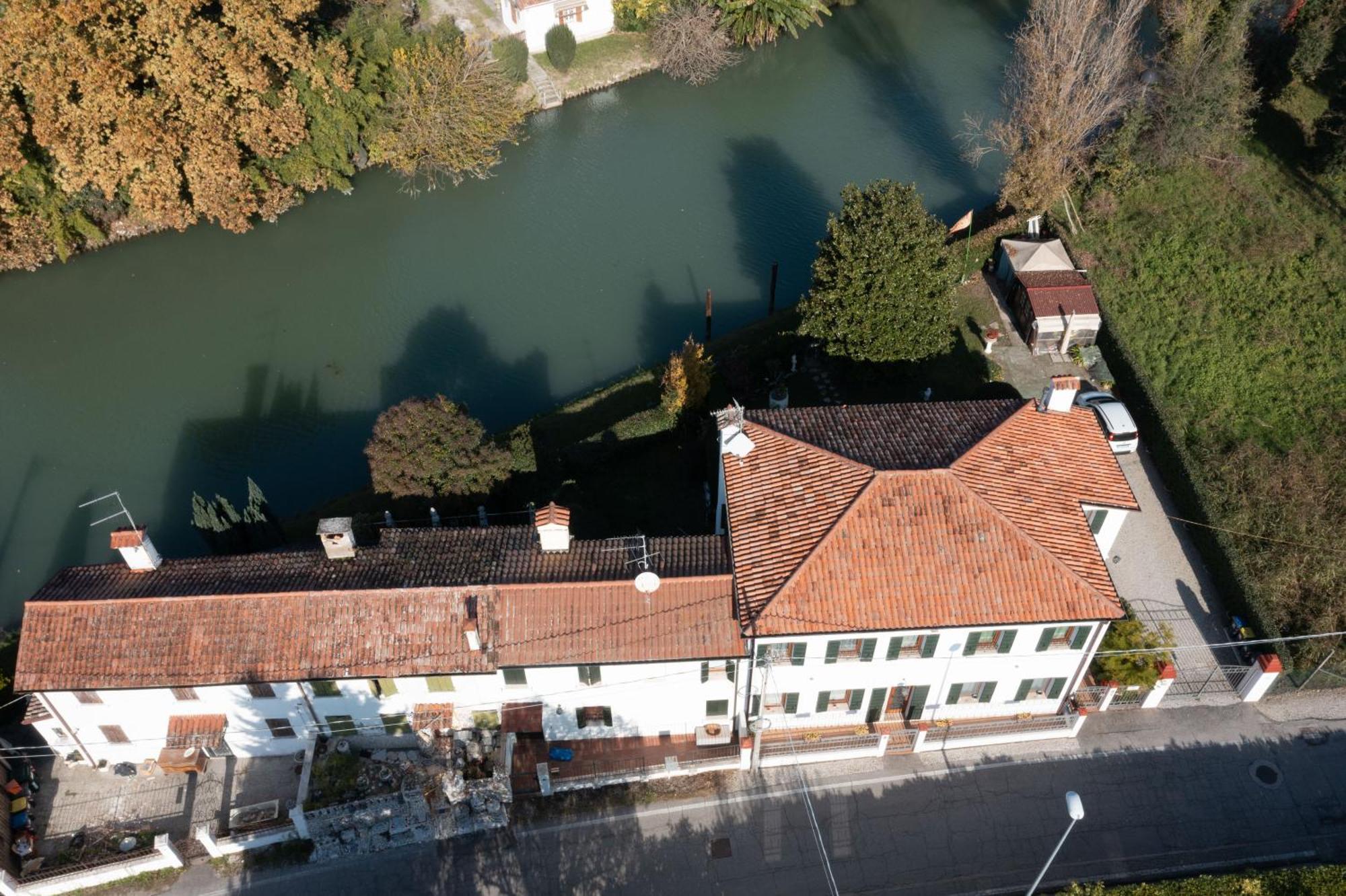Bed and Breakfast Dimora Naviglio Доло Экстерьер фото