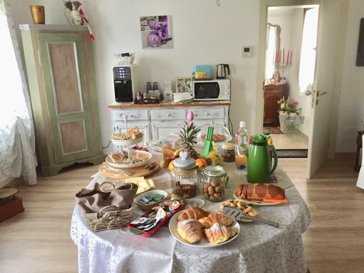 Bed and Breakfast Dimora Naviglio Доло Экстерьер фото